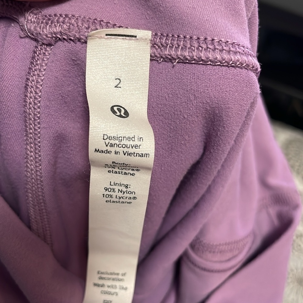 VGC Lululemon High Rise Align Leggings - Wisteria Purple - Size 2 - Picture 5 of 6